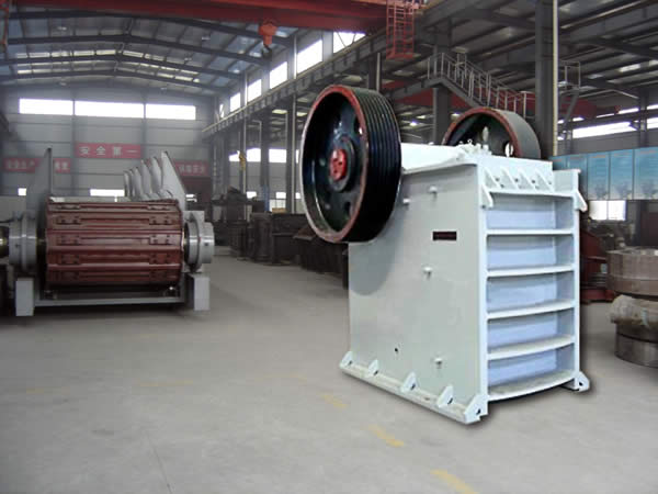 供應(yīng)顎式破碎機(jī)產(chǎn)品圖片