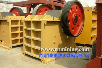 現(xiàn)貨供應(yīng)貴州顎式破碎機(jī)產(chǎn)品圖片