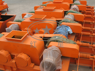 紅星供應(yīng)對輥式破碎機產(chǎn)品圖片