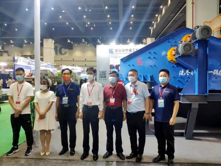綠色智能 合作共贏(yíng) |2022第二屆鄭州砂石展隆中重工精彩亮相！