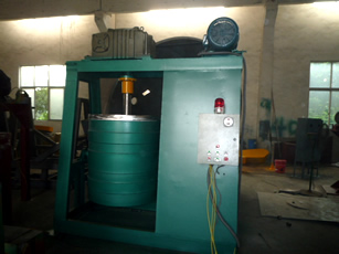 升降式攪拌球磨機(jī)，砂磨機(jī)，超細(xì)磨，循環(huán)磨，振實(shí)機(jī)，機(jī)械融合產(chǎn)品圖片