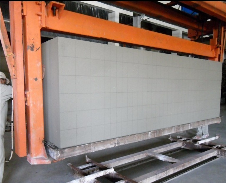 成套加氣混凝土砌塊設(shè)備優(yōu)秀生產(chǎn)廠商：專業(yè)鄭州裕洲機(jī)械