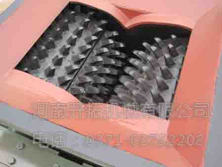 狼牙式破碎機(jī)產(chǎn)品圖片