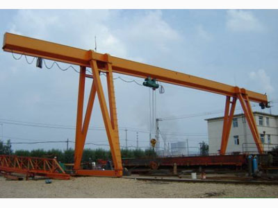 門式抓斗起重機(jī)產(chǎn)品圖片