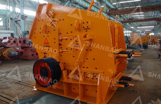 反擊式破碎機(jī)產(chǎn)品圖片