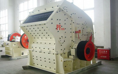 新型反擊式破碎機產(chǎn)品圖片