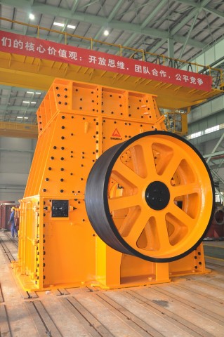 錘式破碎機產(chǎn)品圖片