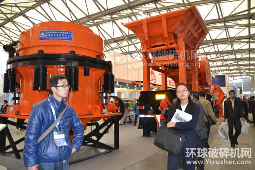 上海遠(yuǎn)通路橋工程機(jī)械有限公司液壓圓錐式破碎機(jī)、移動(dòng)破碎篩分設(shè)
備