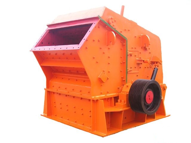 反擊式破碎機(jī)，破碎機(jī)設(shè)備，反擊破產(chǎn)品圖片