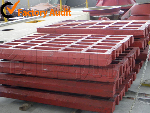 破碎機(jī)配件　顎式破碎機(jī)配件　圓錐破碎機(jī)配件　反擊破碎機(jī)配件產(chǎn)品圖片