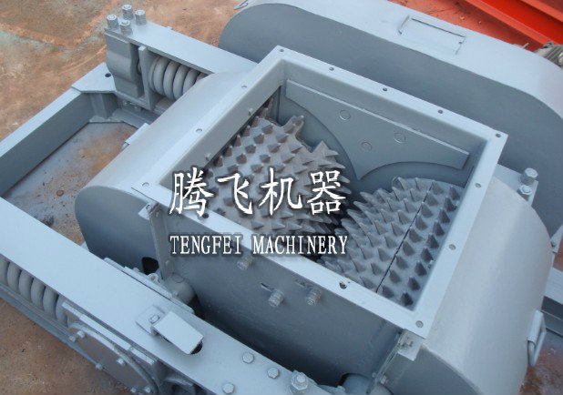騰飛告訴你雙齒輥破碎機哪家好產(chǎn)品圖片