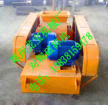 對輥式破碎機(jī)價(jià)格/對輥破型號/齒輥破碎石機(jī)設(shè)備廠家