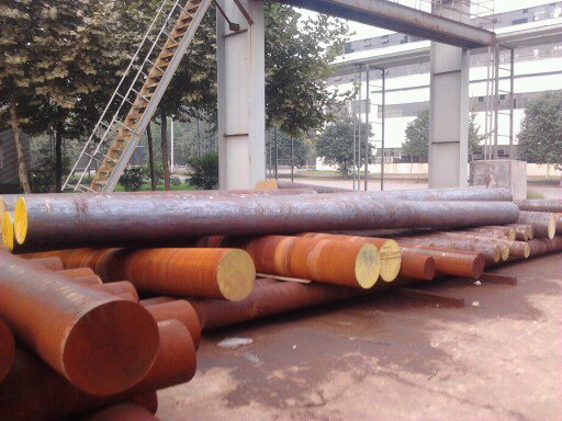 9Cr2Mo活塞桿SB81、9Cr2Mo矯直輥 9Cr2Mo臺階軸 破碎機軸產(chǎn)品圖片