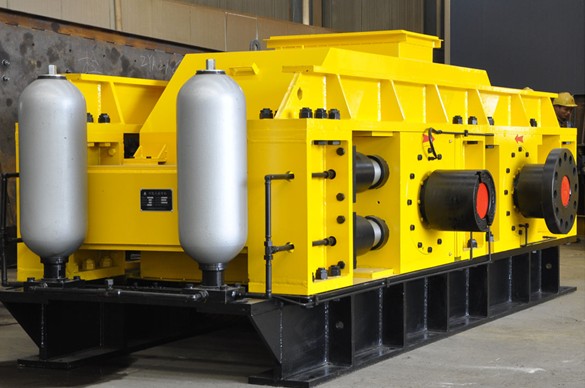 液壓破碎機(jī)設(shè)備分工明確 表現(xiàn)出眾產(chǎn)品圖片