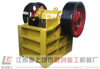 江西破碎機(jī)廠家 顎式破碎機(jī)生產(chǎn)商產(chǎn)品圖片