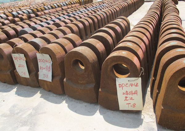 超高錳鋼錘頭 高鉻合金錘頭 破碎機錘頭 復(fù)合錘頭 耐磨錘頭