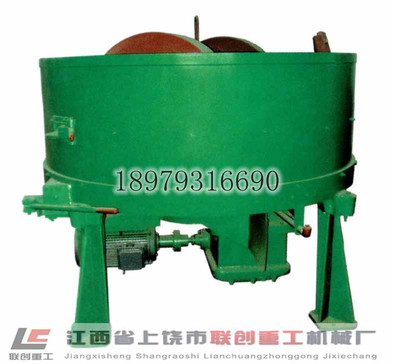 江西泡沫混凝土設(shè)備場(chǎng)地 空心磚機(jī)價(jià)格產(chǎn)品圖片