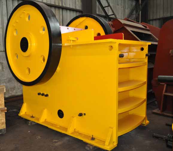 PE系列顎式破碎機(jī) 顎式破碎機(jī)PE250×400型產(chǎn)品圖片