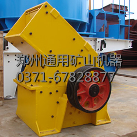 高產(chǎn)低耗錘式破碎機