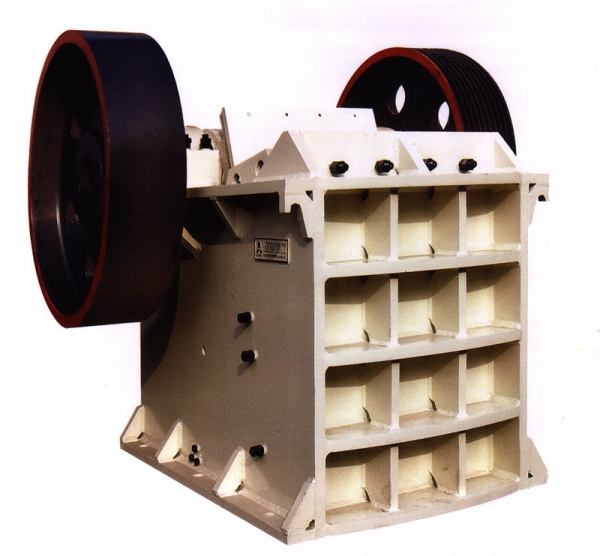 河南新鄉(xiāng)供應(yīng)低價位顎式破碎機