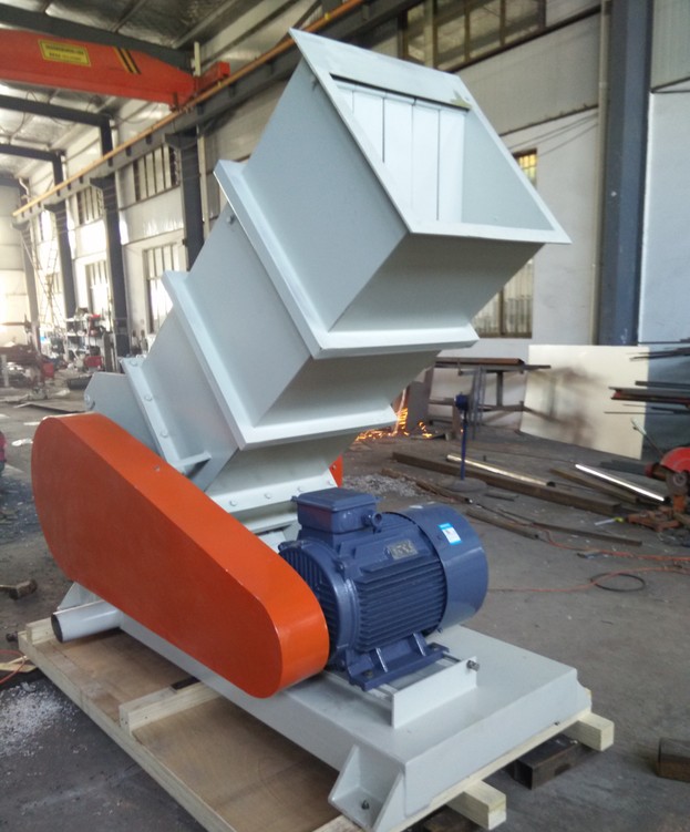 塑料管材破碎機(jī)，PVC/PPR塑料管材粉碎機(jī)，粉碎機(jī)水口料破碎機(jī)齒爪式破產(chǎn)品圖片