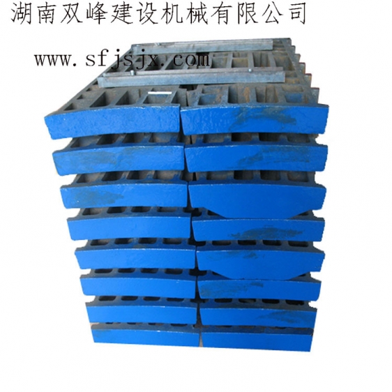 襯板1   美卓   破碎機(jī) 配件 高錳鋼  可以產(chǎn)品圖片