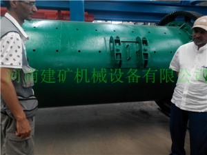 河南1.2x4.5米橡膠襯板球磨機(jī)