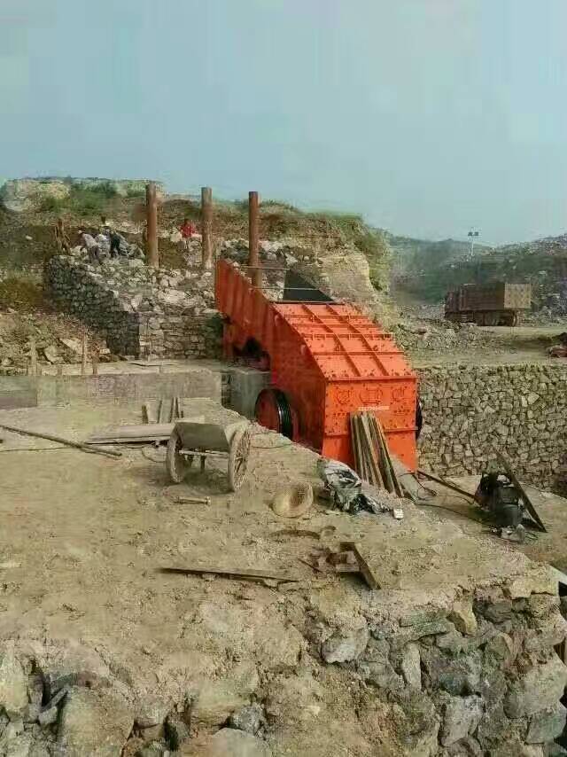 破碎機產(chǎn)品圖片