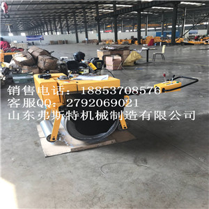 單輪壓路機(jī) 載人式振動(dòng)碾廠家