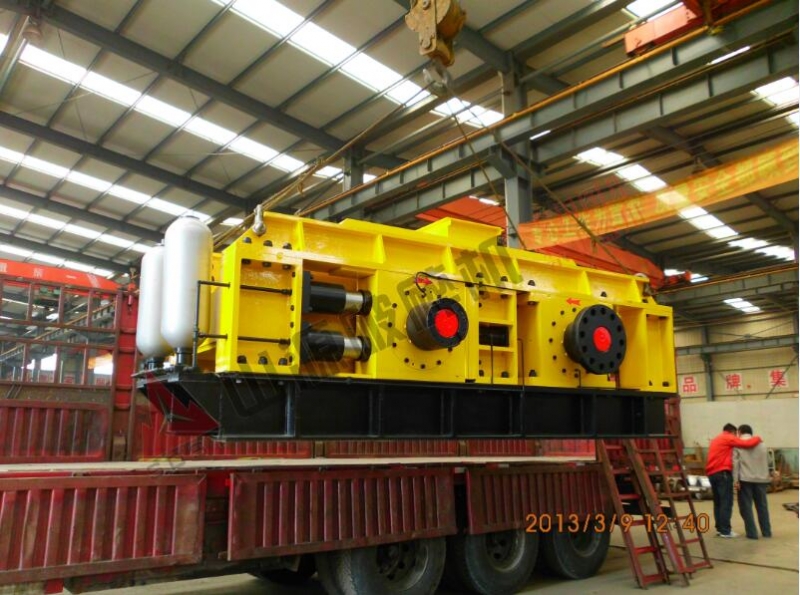 山東淄博對輥式破碎機廠家產(chǎn)品圖片