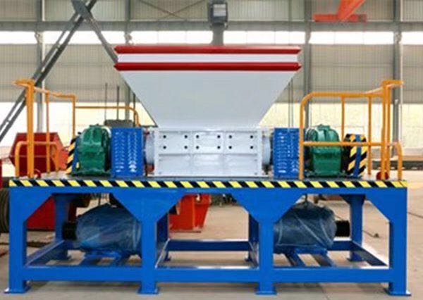 800型廢鋼破碎機(jī)特點(diǎn)