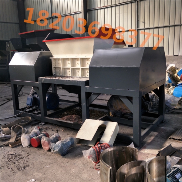 金屬撕碎機(jī)產(chǎn)品圖片