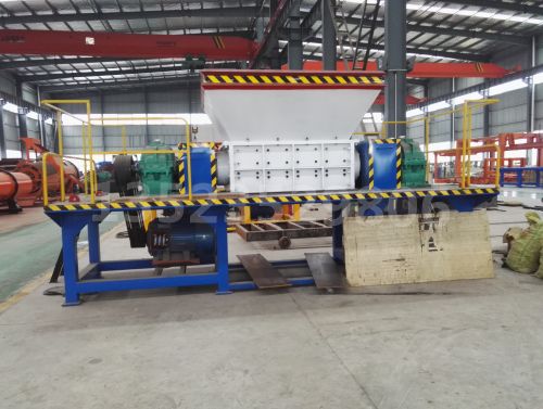 廢鐵廢金屬撕碎機(jī)功能強(qiáng)大