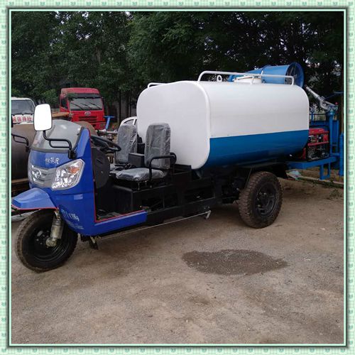 車載式汽油發(fā)電機(jī)組霧炮機(jī)噴霧機(jī)