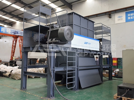 生物質綜合破碎機_玉米秸稈破碎處