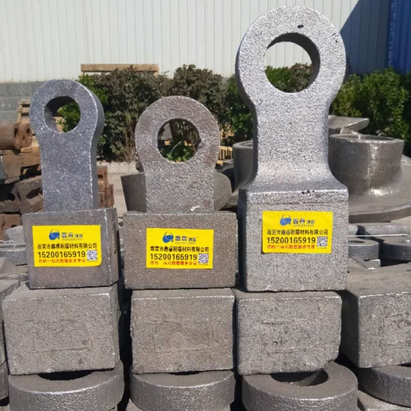 錘式破碎機(jī)錘頭高鉻合金錘頭制砂機(jī)耐磨錘頭粉碎機(jī)配件高錳鋼