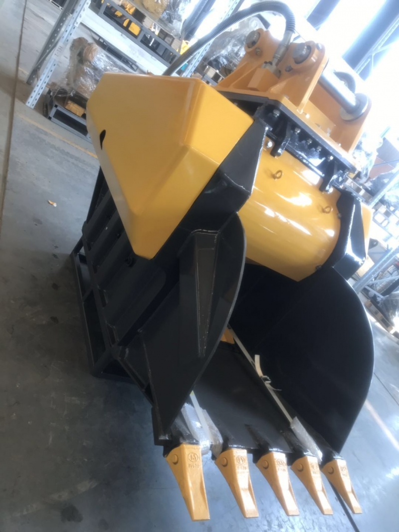 挖掘機(jī)粉碎斗山東代加工破碎斗神器