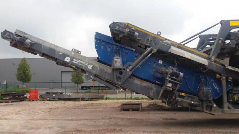 克磊鏝MR130移動反擊式破碎機產(chǎn)品圖片