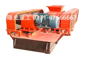 輥式破碎機(jī)破碎青石利器