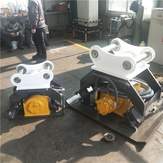 卡特320D挖機(jī)振動(dòng)夯 護(hù)坡夯實(shí)振動(dòng)