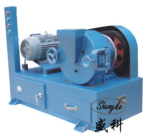 SKφ200 臥式小型環保密封圓盤粉碎機