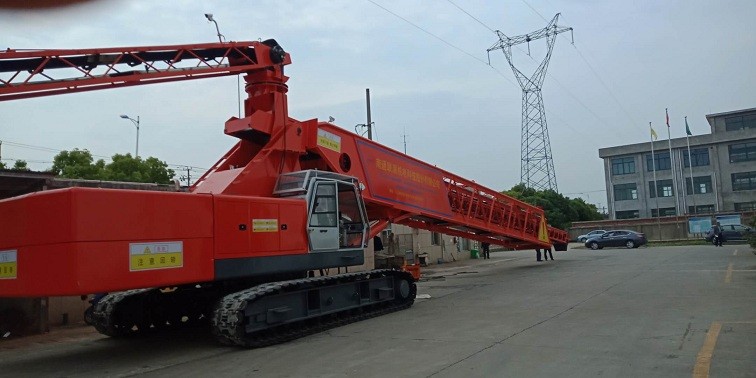 履帶式布料機(jī)布料臂架結(jié)構(gòu)圖