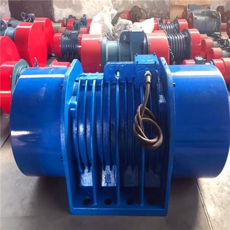 YZS振動(dòng)電機(jī)價(jià)格-振動(dòng)篩振動(dòng)電機(jī)-宏達(dá)振動(dòng)機(jī)械