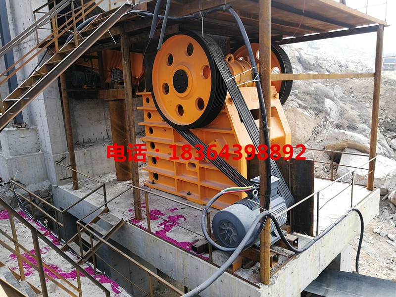 山東黑山路橋機(jī)械供應(yīng)各種破碎機(jī)