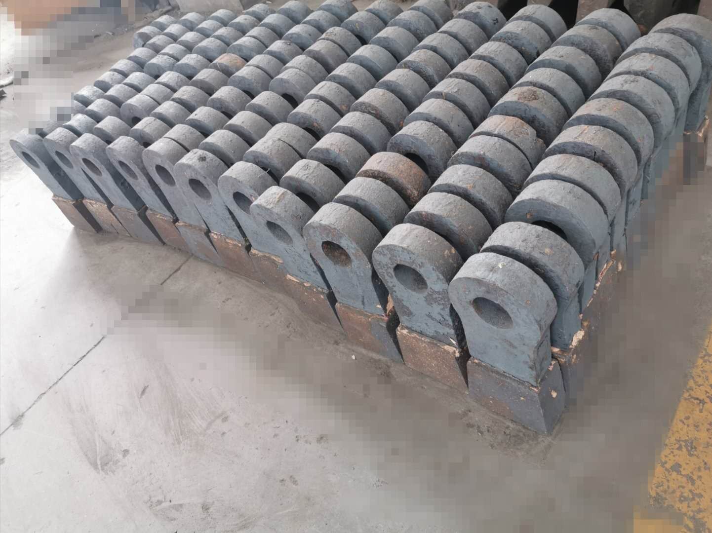 破碎機(jī)錘頭