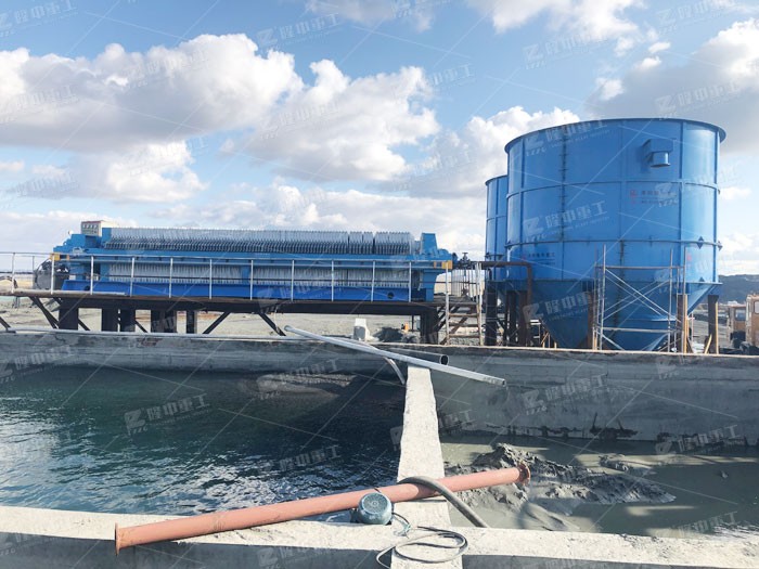 礦石廠洗砂污水處理設(shè)備 尾礦泥漿脫水機(jī)價(jià)格