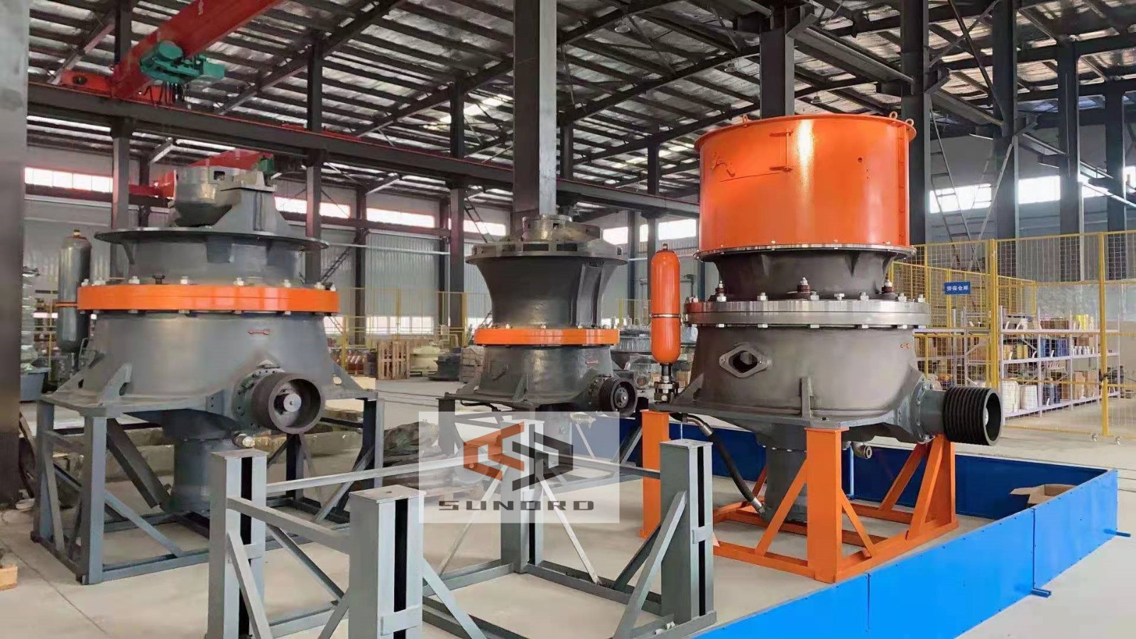 圓錐破，鄂破專注生產多年，配件可與進口設備互換