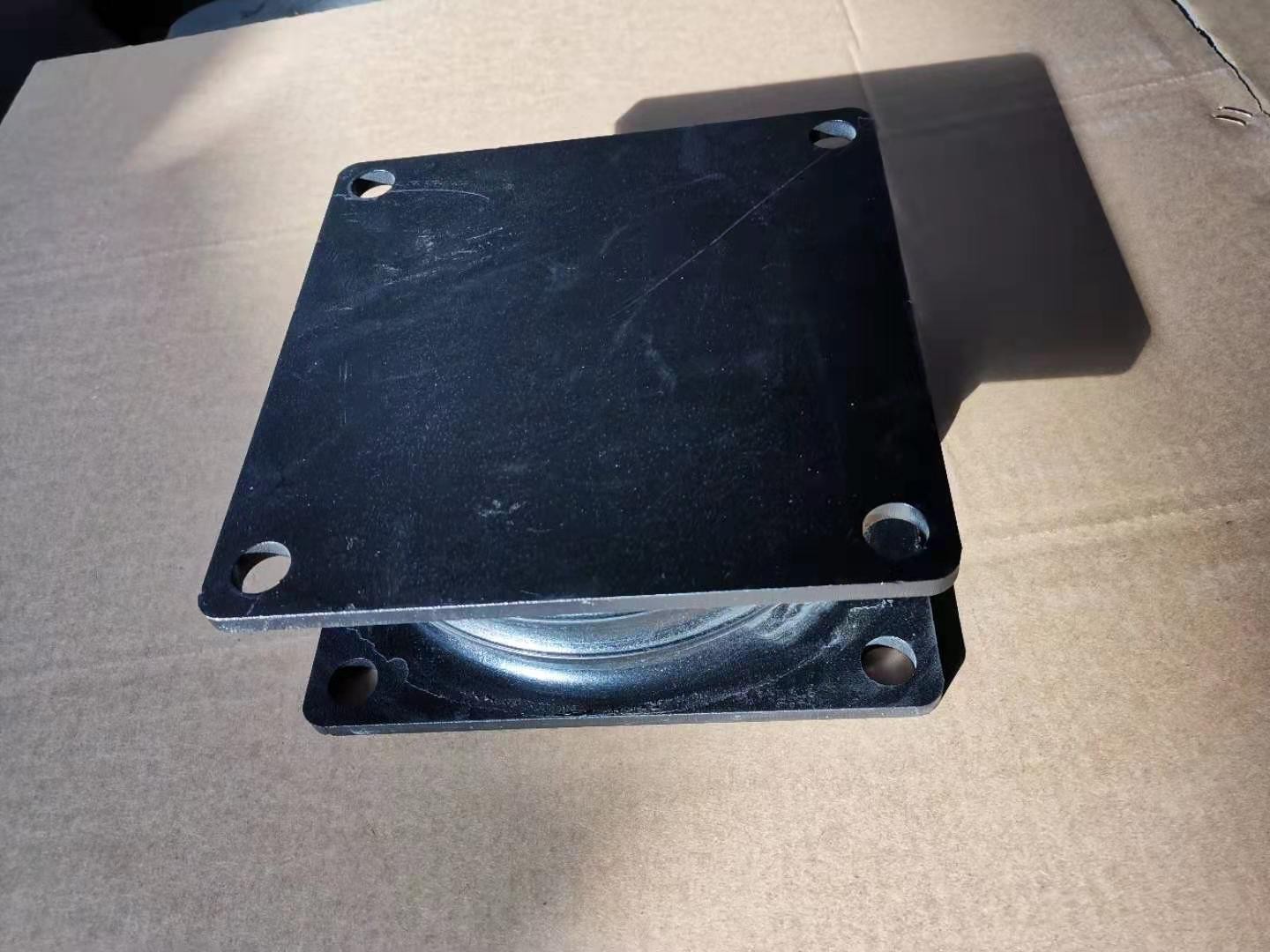 橡膠減震塊產品圖片