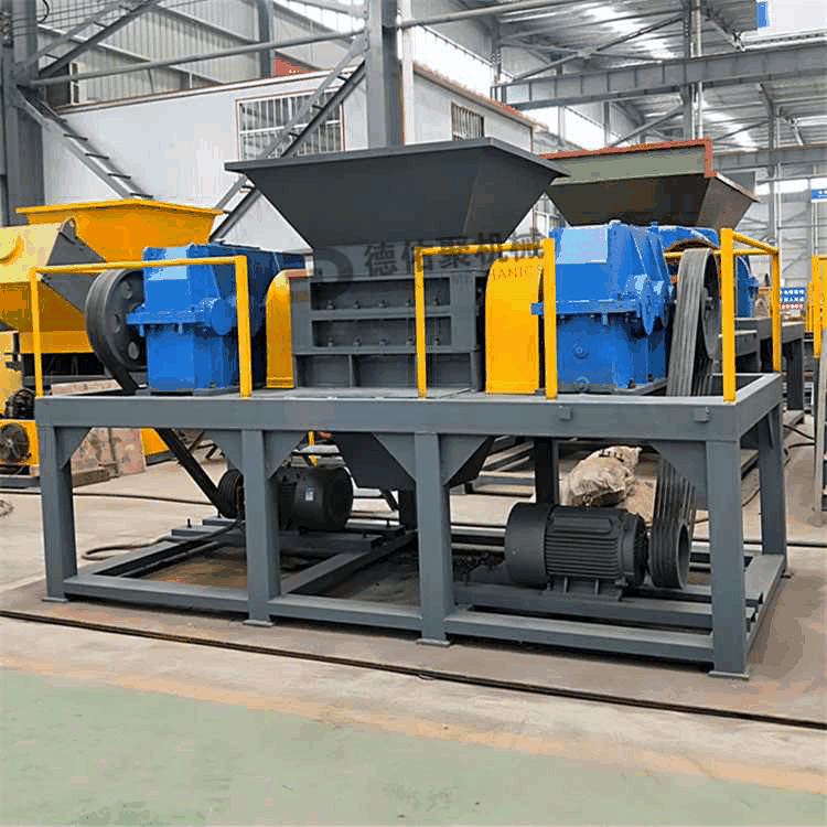 固體廢料破碎設(shè)備,電子垃圾回收處理設(shè)備,鋁箔銅板撕碎機(jī)分選設(shè)備產(chǎn)品圖片