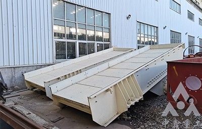 鵝卵石給料機(jī)